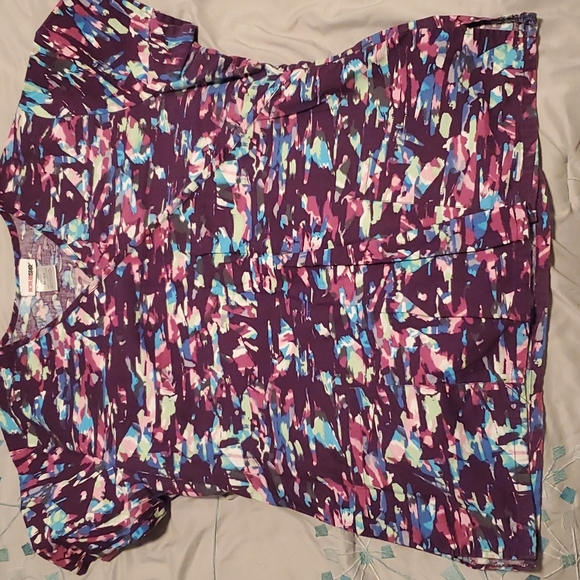 Scrub Top - Picture 1 of 2